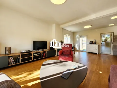 Rent, house, 100m², Vranići, Podgorica - image 7