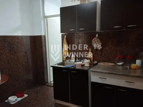 Prodaja, trosoban stan, 89m², Vračar Sve Podlokacije, Beograd - image 6