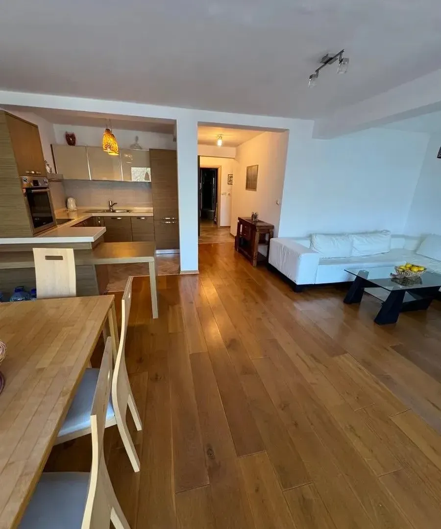 Prodaja, dvosoban stan, 102m², Stoliv, Kotor