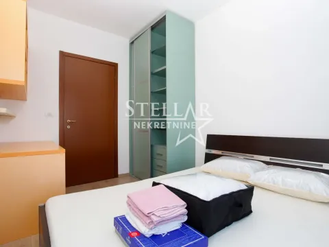 Izdavanje, dvosoban stan, 75m², City Kvart, Podgorica - image 8