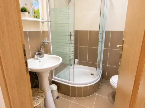Prodaja, garsonjera, 24m², Blok 6, Podgorica - image 6