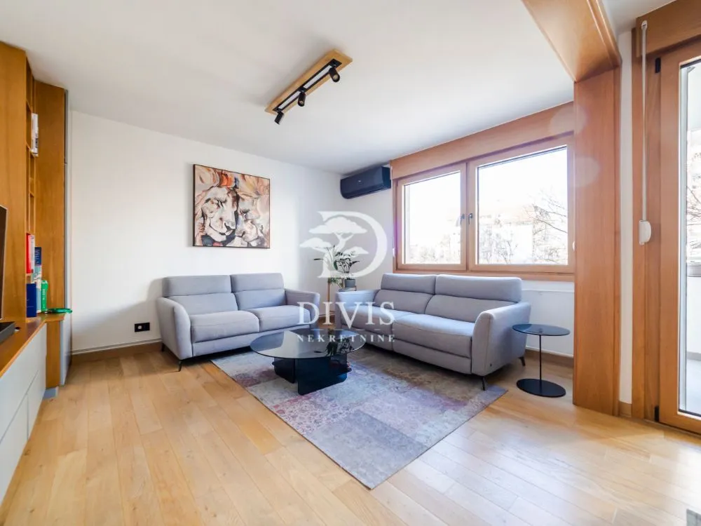 Prodaja, četvorosoban stan, 71m², Dorćol Sve Podlokacije, Beograd