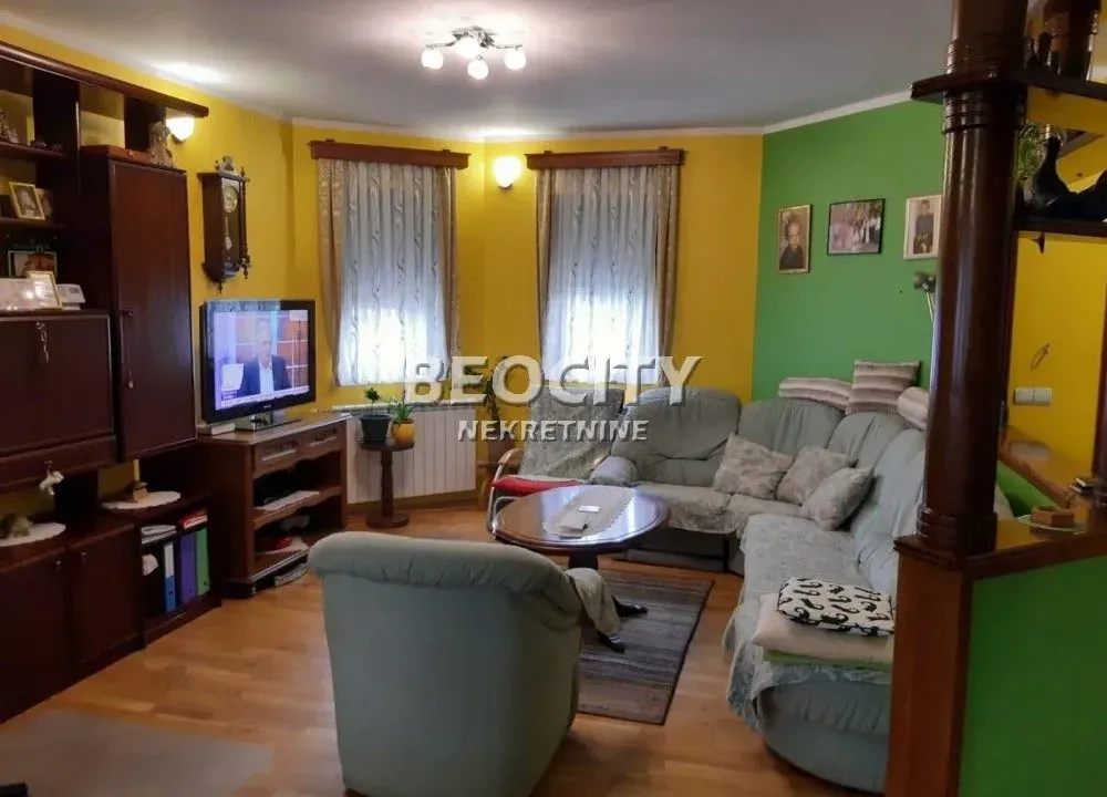 Prodaja, kuća, 209m², Adice, Novi Sad Sve Podlokacije