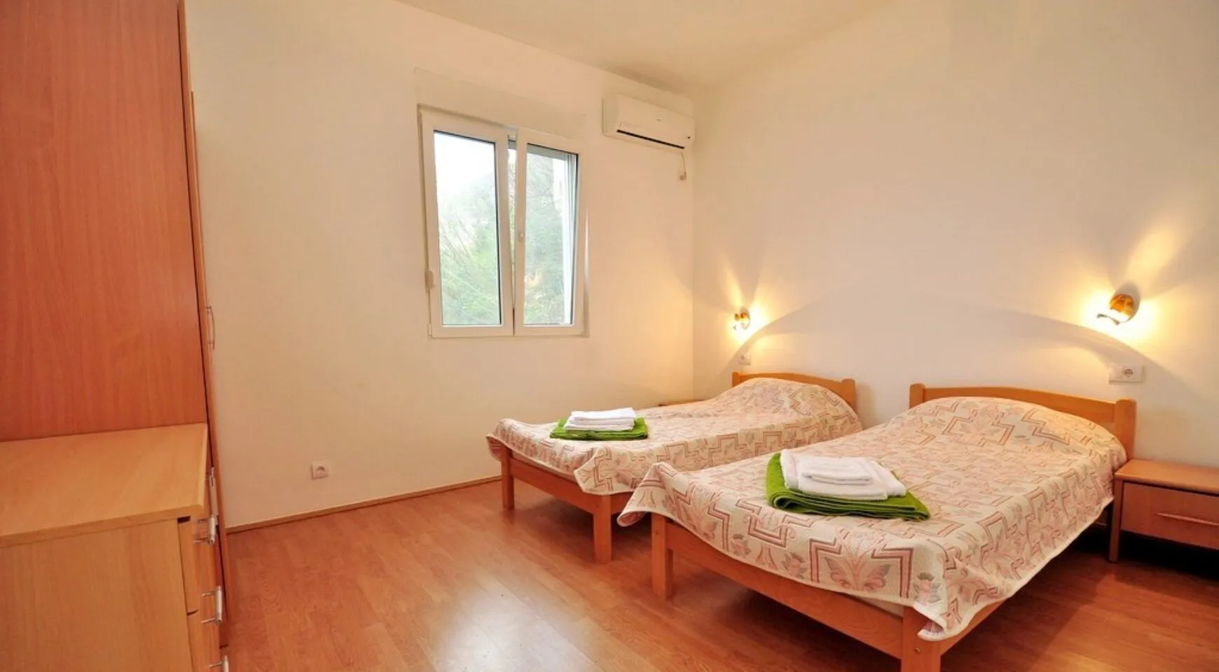 Sale, house, 424m², Kostanjica, Kotor