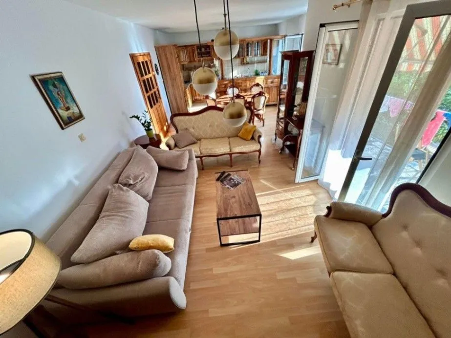 Rent, two bedroom apartment, 100m², Kalimanj, Tivat