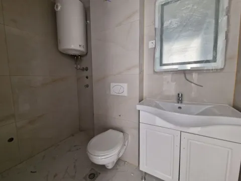 Sale, one bedroom apartment, 43m², Bečići, Budva - image 10