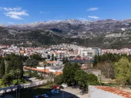 Three Bedroom Apartment for Short Term Rental, 90m2, Centar, Budva