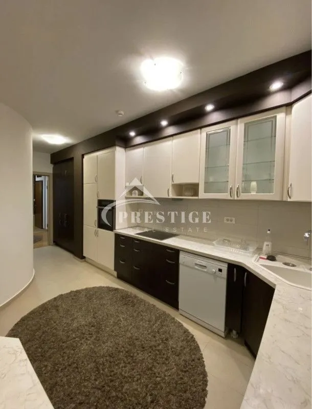 Rent, three bedroom apartment, 120m², City Kvart, Podgorica