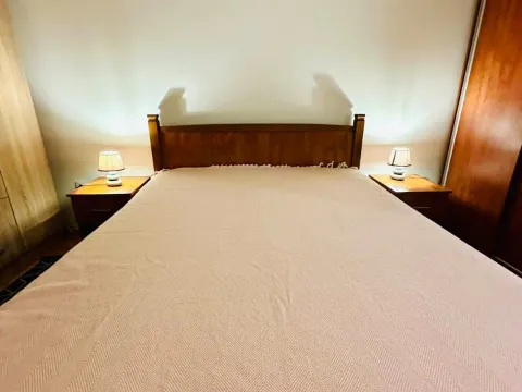 Rent, one bedroom apartment, 50m², Podkošljun, Budva - image 10