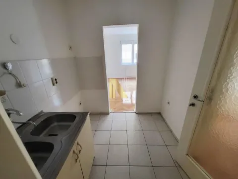 Rent, office space, 38m², Podbara, Novi Sad Sve Podlokacije - image 9