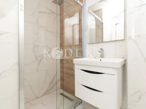 Rent, office space, 64m², City Kej, Podgorica - image 4