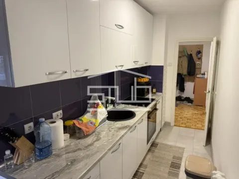 Prodaja, trosoban stan, 72m², Čukarica, Beograd - image 8