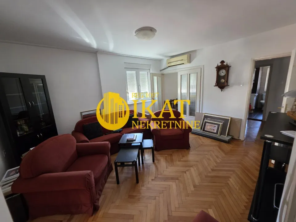 Prodaja, trosoban stan, 68m², Južni Bulevar, Vračar Sve Podlokacije