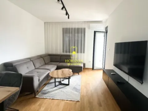 Prodaja, jednosoban stan, 45m², New City, Podgorica