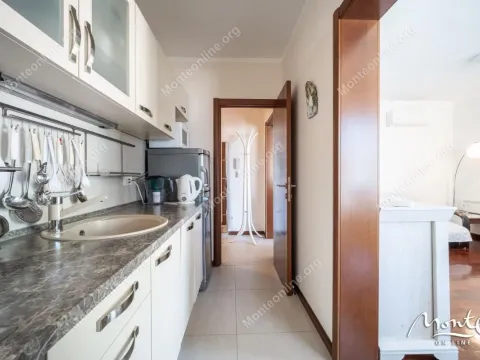 Prodaja, dvosoban stan, 81m², Dobrota, Kotor - image 12