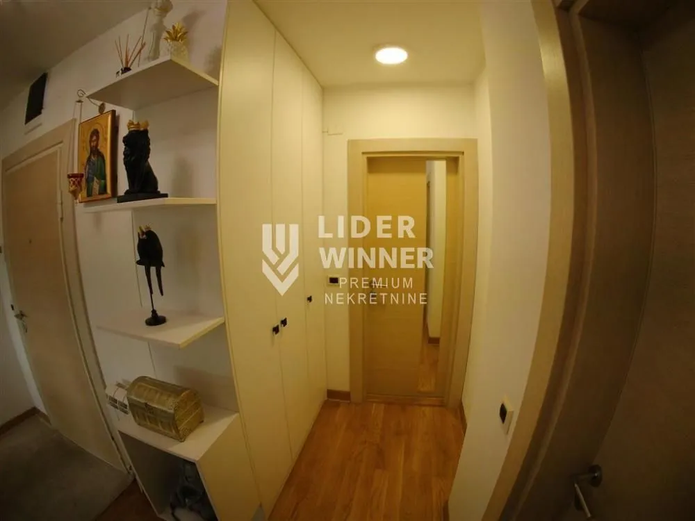 Sale, four bedroom apartment, 103m², Voždovačka Crkva, Voždovac Sve Podlokacije
