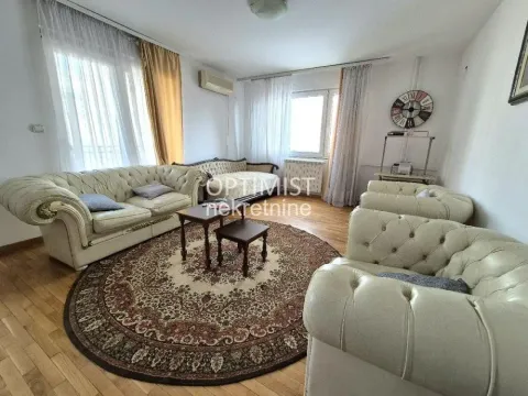 Stan in Južni Bulevar