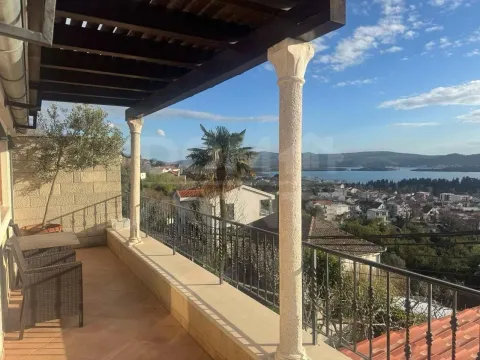 Izdavanje, dvosoban stan, 67m², Tivat, Crna Gora - image 8
