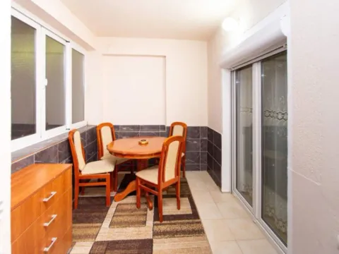 Rent, one bedroom apartment, 50m², Velji Vinogradi, Budva - image 2
