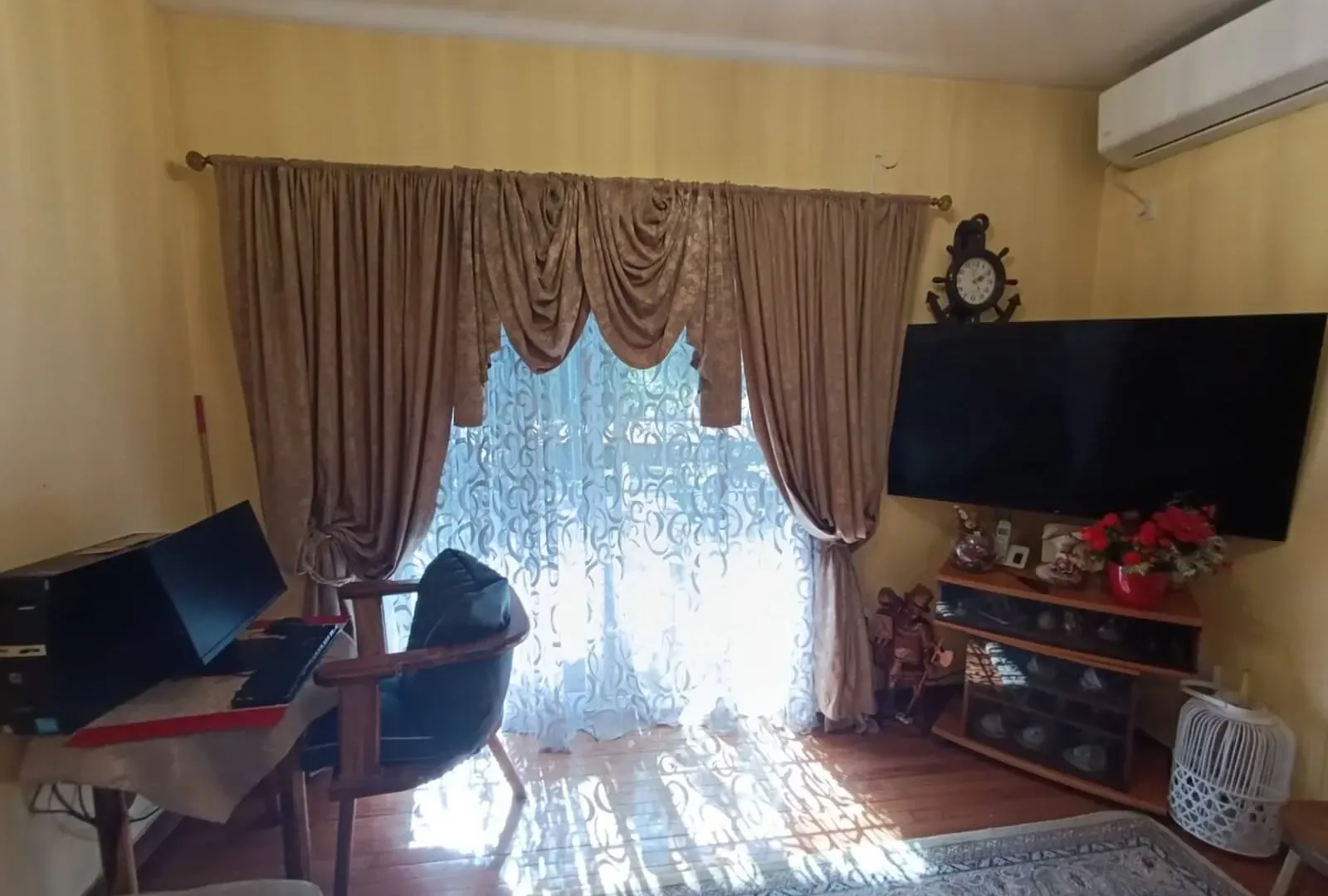 Prodaja, kuća, 200m², Donja Gorica, Podgorica