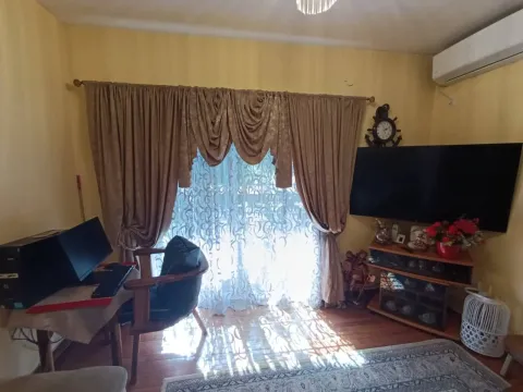 Prodaja, kuća, 200m², Donja Gorica, Podgorica - image 3