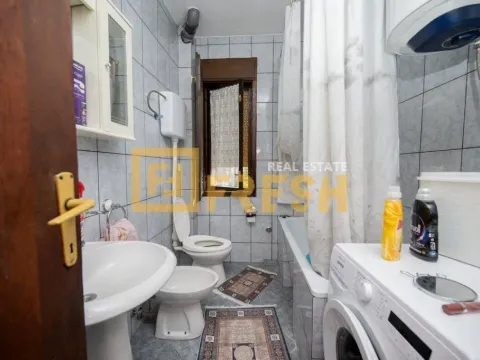 Prodaja, kuća, 150m², Stari Aerodrom, Podgorica - image 13