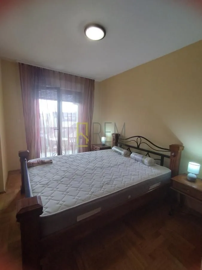 Rent, one bedroom apartment, 50m², Stari Aerodrom, Podgorica
