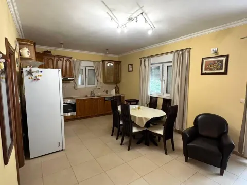 Prodaja, trosoban stan, 90m², Morinj, Kotor - image 3