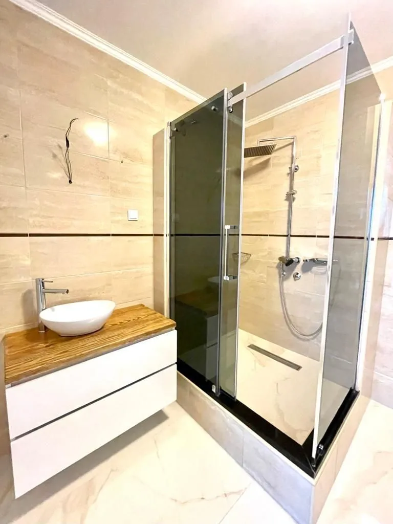Sale, three bedroom apartment, 240m², Dobre Vode, Bar