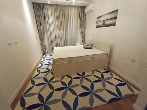 Sale, three bedroom apartment, 270m², Centar, Podgorica - image 16