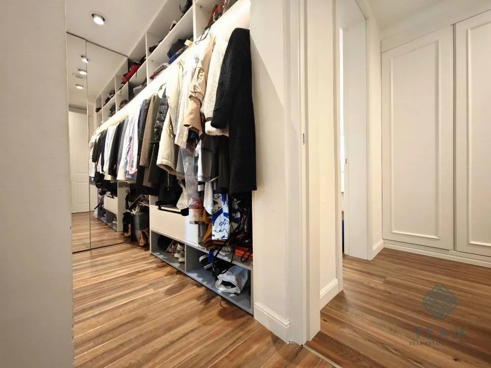 Prodaja, trosoban stan, 122m², Centar, Podgorica