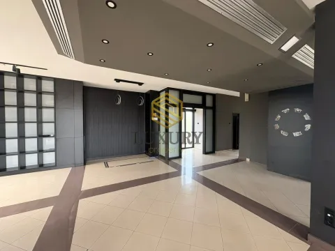 Izdavanje, poslovni prostor, 460m², Zabjelo, Podgorica - image 10