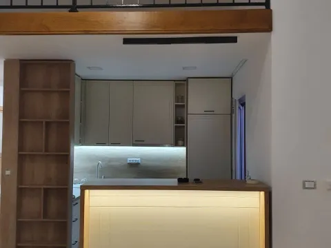 Izdavanje, trosoban stan, 100m², Pod Kuk, Tivat - image 4