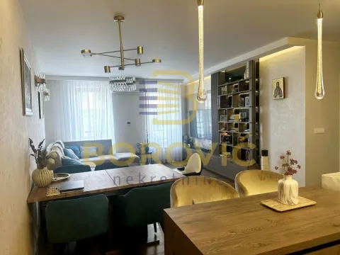 Sale, four bedroom apartment, 115m², Južni Bulevar, Vračar Sve Podlokacije - image 4