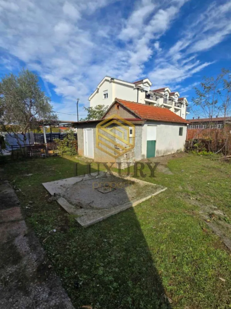 Izdavanje, kuća, 75m², Gornja Gorica, Podgorica