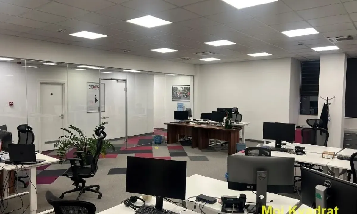 Rent, office space, 432m², Stari Merkator, Novi Beograd Sve Podlokacije