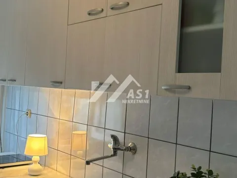 Izdavanje, jednosoban stan, 40m², Sajam, Novi Sad Sve Podlokacije - image 5