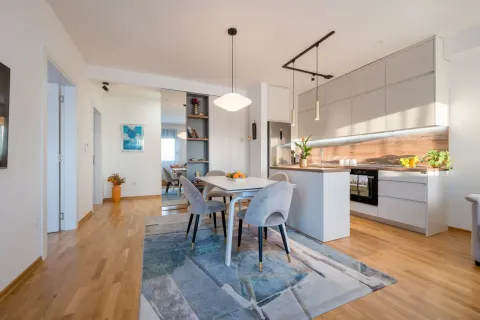 Prodaja, trosoban stan, 63m², Tivat, Crna Gora - image 8