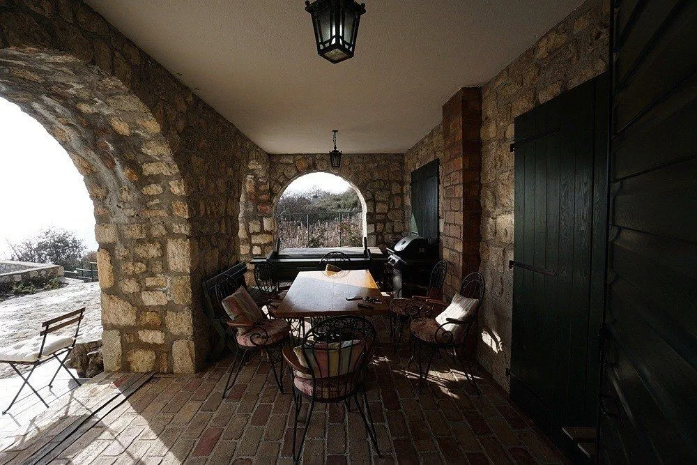 Prodaja, kuća, 400m², Šušanj, Bar