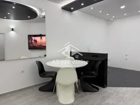 Rent, apartment, 120m², Kalenić Pijaca, Vračar Sve Podlokacije - image 3