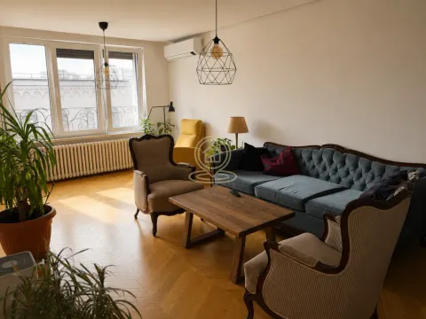 Stan in Vračar Hram