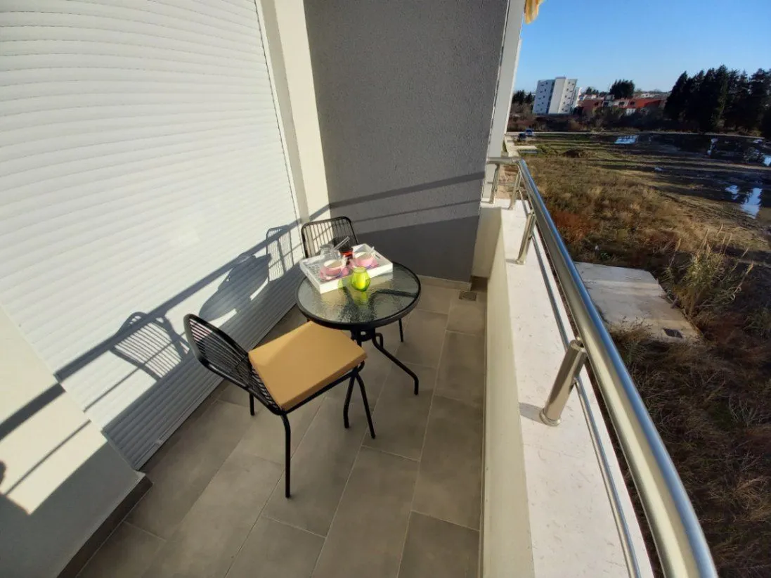 Rent, one bedroom apartment, 47m², Velika Plaža, Ulcinj