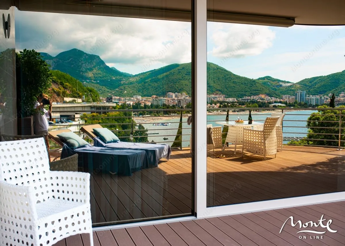 Sale, three bedroom apartment, 154m², Budva, Crna Gora