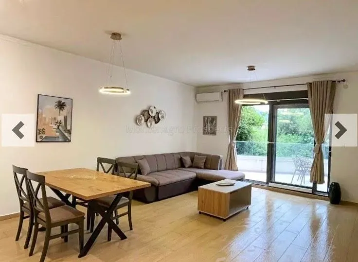 Rent, one bedroom apartment, 66m², Dobrota, Kotor