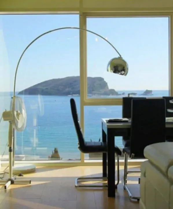 Sale, two bedroom apartment, 85m², Centar, Budva