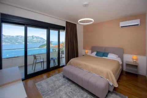 Rent, house, 250m², Budva, Crna Gora - image 9