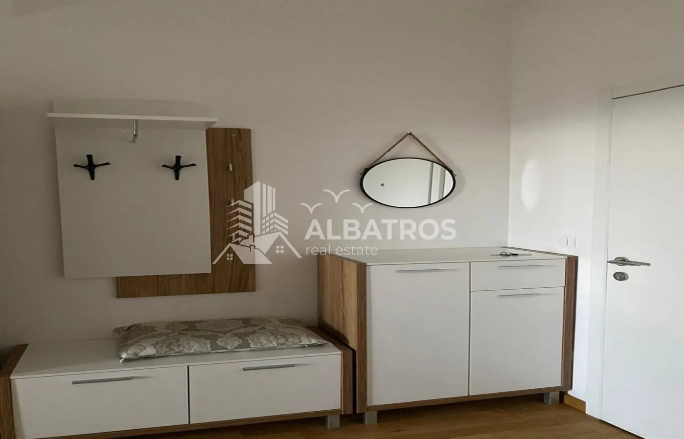 Sale, one bedroom apartment, 47m², Centar, Bar