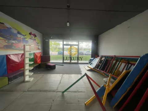 Izdavanje, poslovni prostor, 93m², Tuški Put, Podgorica - image 5