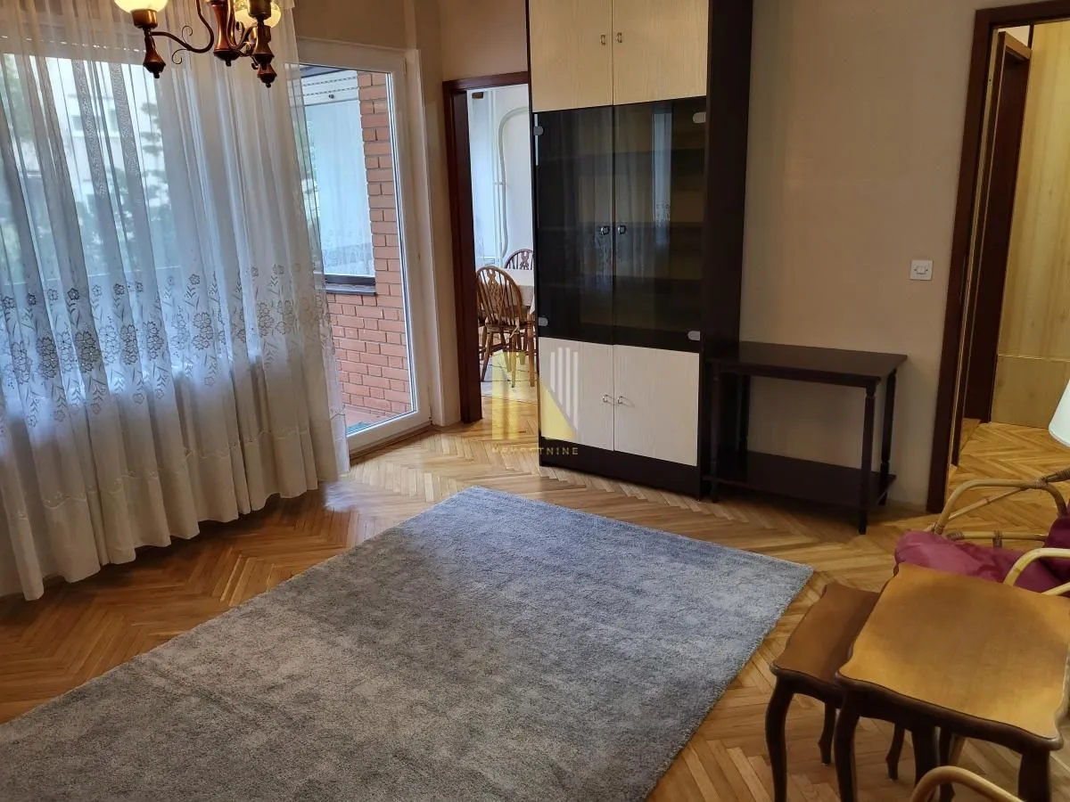 Izdavanje, dvosoban stan, 54m², Podbara, Novi Sad Sve Podlokacije