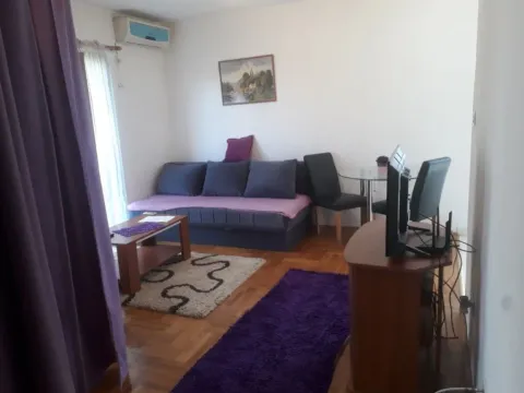 Izdavanje, garsonjera, 35m2, Iza Delte, Podgorica